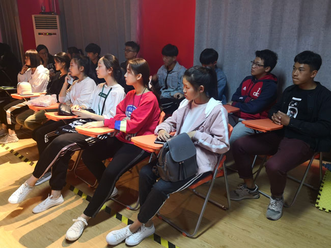 怎樣才能提高自己的表演技巧？